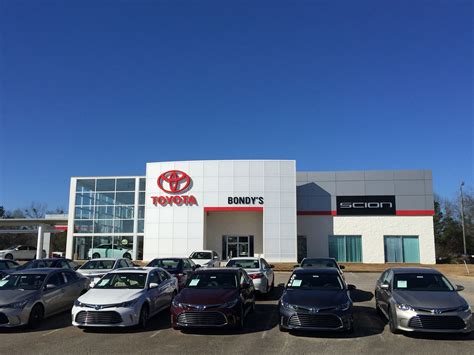 The management is very poor and is always looking to. . Bondys toyota